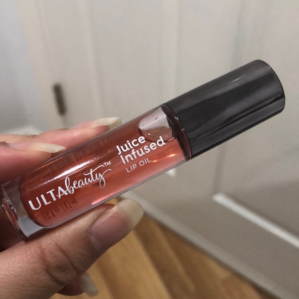 Ulta Beauty Juicy Infused Lip Oil in the shade Sweet Rose